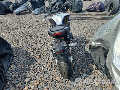 Czwarte zdjęcie samochodu z boku: 2026 YAMAHA MT09 SP VIN:JYARN95E5TA004167 - miniatura