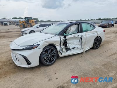 2025 TOYOTA CAMRY XSE 4T1DAACK2SU205697 - główne zdjęcie licytacji z USA - miniatura