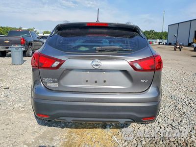 Zdjęcie 6 z 14 samochodu: 2017 NISSAN ROGUE SPORT SV VIN:JN1BJ1CP1HW013842 - miniatura