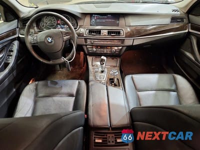 Zdjęcie 8 z 12 samochodu: 2013 BMW 535 XI VIN:WBAFU7C51DDU75294 - miniatura
