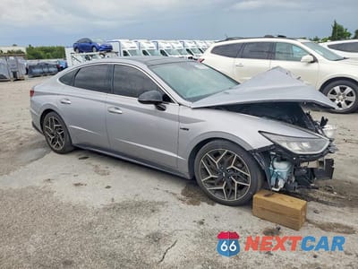 Czwarte zdjęcie samochodu z boku: 2023 HYUNDAI SONATA N LINE VIN:KMHL14JC2PA274374 - miniatura