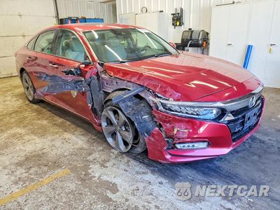 Czwarte zdjęcie samochodu z boku: 2018 HONDA ACCORD TOURING VIN:1HGCV1F93JA039821 - miniatura