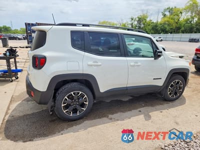 Trzecie zdjęcie samochodu z tyłu: 2023 JEEP RENEGADE LATITUDE VIN:ZACNJDB10PPP39080 - miniatura
