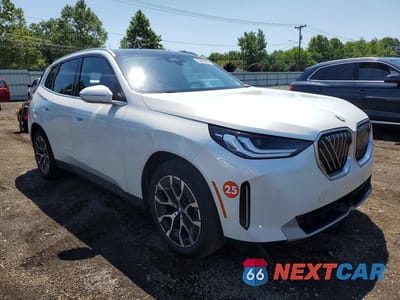 Czwarte zdjęcie samochodu z boku: 2025 BMW X3 30 XDRIVE VIN:5UX53GP01S9Y20225 - miniatura