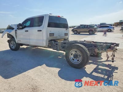 Drugie zdjęcie samochodu z przodu: 2023 FORD F350 SUPER DUTY VIN:1FT8W3BT7PEC11395 - miniatura