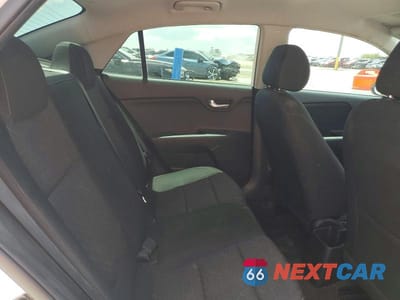 Zdjęcie 10 z 13 samochodu: 2023 KIA RIO LX VIN:3KPA24AD9PE599179 - miniatura