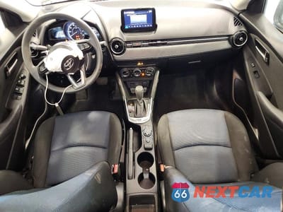 Zdjęcie 8 z 13 samochodu: 2019 TOYOTA YARIS VIN:3MYDLBYV3KY508977 - miniatura