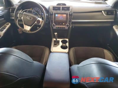 Zdjęcie 8 z 12 samochodu: 2013 TOYOTA CAMRY SE VIN:4T1BF1FK4DU725519 - miniatura