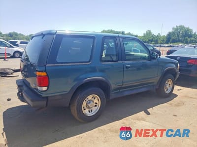 Trzecie zdjęcie samochodu z tyłu: 1997 FORD EXPLORER VIN:1FMCU24XXVUB83987 - miniatura