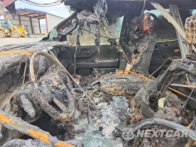 Zdjęcie 7 z 11 samochodu: 2020 GMC SIERRA K1500 SLT VIN:1GTU9DET1LZ231135 - miniatura