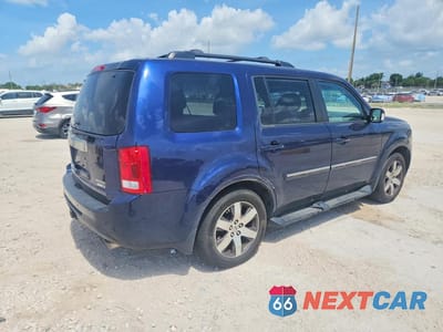 Trzecie zdjęcie samochodu z tyłu: 2013 HONDA PILOT TOURING VIN:5FNYF4H91DB010748 - miniatura