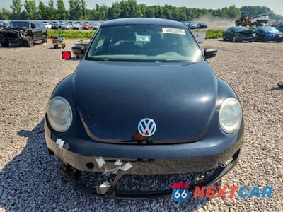 Piąte zdjęcie samochodu w środku: 2012 VOLKSWAGEN BEETLE VIN:3VWFP7AT6CM646231 - miniatura