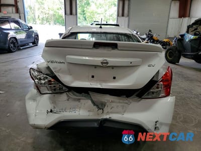 Zdjęcie 6 z 12 samochodu: 2018 NISSAN VERSA SV VIN:3N1CN7AP0JL881311 - miniatura
