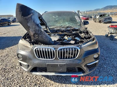 Piąte zdjęcie samochodu w środku: 2018 BMW X1 XDRIVE28I VIN:WBXHT3C39J5F92199 - miniatura