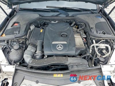 Zdjęcie 11 z 12 samochodu: 2017 MERCEDES-BENZ E 300 4MATIC VIN:WDDZF4KB0HA029330 - miniatura