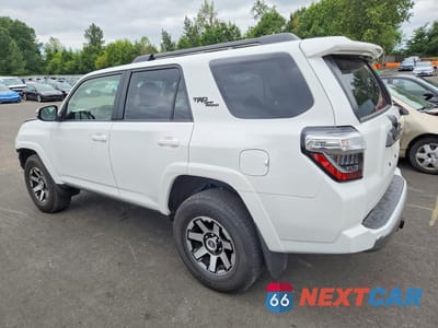 Drugie zdjęcie samochodu z przodu: 2023 TOYOTA 4RUNNER TRD OFF-ROAD PREMIUM VIN:JTERU5JR3P6177070 - miniatura
