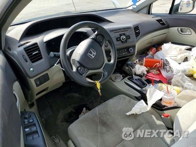 Zdjęcie 8 z 12 samochodu: 2012 HONDA CIVIC LX VIN:19XFB2F53CE005501 - miniatura
