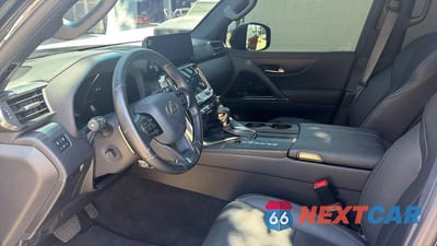 Zdjęcie 9 z 10 samochodu: 2024 LEXUS LX 600 LUXURY VIN:JTJGB7CX5R4065214 - miniatura