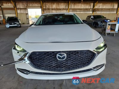 Piąte zdjęcie samochodu w środku: 2023 MAZDA 3 PREMIUM PLUS VIN:3MZBPBEY8PM353024 - miniatura