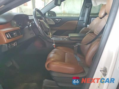 Zdjęcie 7 z 13 samochodu: 2020 LINCOLN AVIATOR RESERVE VIN:5LM5J7XC7LGL32632 - miniatura