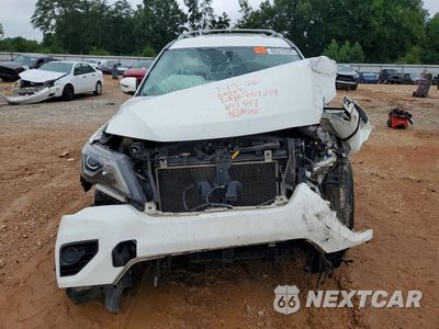 Piąte zdjęcie samochodu w środku: 2018 NISSAN PATHFINDER S VIN:5N1DR2MN1JC651447 - miniatura