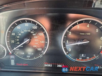 Zdjęcie 10 z 13 samochodu: 2015 BMW X5 XDRIVE50I VIN:5UXKR6C59F0J74553 - miniatura