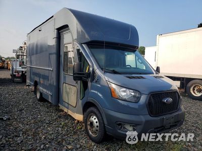Czwarte zdjęcie samochodu z boku: 2021 FORD TRANSIT STEP VAN VIN:1FDDF6P86MKA69442 - miniatura