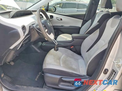 Zdjęcie 7 z 12 samochodu: 2018 TOYOTA PRIUS TWO VIN:JTDKBRFU6J3062715 - miniatura