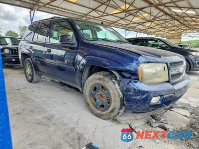 Czwarte zdjęcie samochodu z boku: 2008 CHEVROLET TRAILBLAZER LS VIN:1GNDS13S982121602 - miniatura