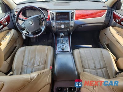 Zdjęcie 8 z 12 samochodu: 2013 HYUNDAI EQUUS SIGNATURE VIN:KMHGH4JH3DU058133 - miniatura