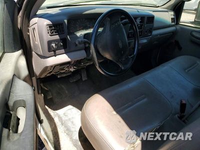 Zdjęcie 8 z 12 samochodu: 2001 FORD F450 SUPER - YARD TRUCK VIN:1FDXF46F01ED71434 - miniatura