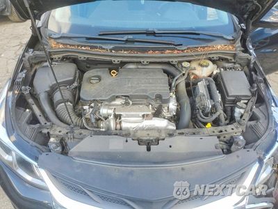 Zdjęcie 11 z 12 samochodu: 2019 CHEVROLET CRUZE LS VIN:1G1BC5SMXK7132389 - miniatura