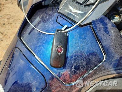Zdjęcie 8 z 9 samochodu: 2018 HONDA GL1800 D VIN:JH2SC7950JK003937 - miniatura