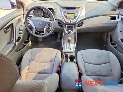 Zdjęcie 8 z 12 samochodu: 2012 HYUNDAI ELANTRA GLS VIN:5NPDH4AE3CH141986 - miniatura