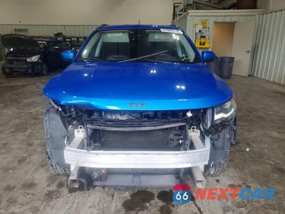 Piąte zdjęcie samochodu w środku: 2018 JEEP COMPASS LATITUDE VIN:3C4NJDBB4JT360076 - miniatura