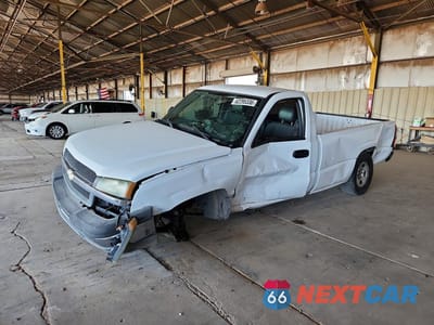 2004 CHEVROLET SILVERADO C1500 1GCEC14X54Z352521 - główne zdjęcie licytacji z USA - miniatura