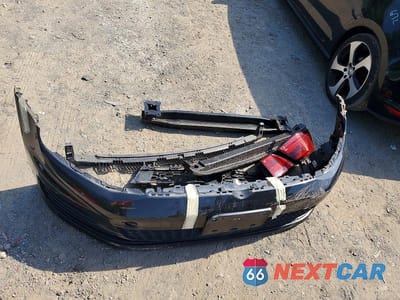 Zdjęcie 12 z 13 samochodu: 2015 VOLKSWAGEN GTI VIN:3VW5T7AU4FM027017 - miniatura