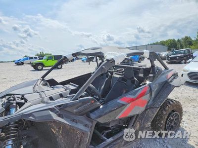 Zdjęcie 10 z 10 samochodu: 2026 CAN-AM MAVERICK X3 UTILITY VEHICLE VIN:3JBVBAY44TE000658 - miniatura