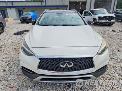 Piąte zdjęcie samochodu w środku: 2017 INFINITI QX30 PREMIUM VIN:SJKCH5CR3HA038323 - miniatura