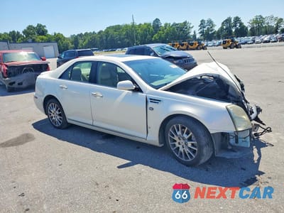 Czwarte zdjęcie samochodu z boku: 2008 CADILLAC STS VIN:1G6DW67VX80105373 - miniatura