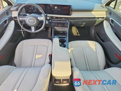 Zdjęcie 8 z 12 samochodu: 2025 HYUNDAI SONATA HYBRID SEL VIN:KMHL34JJ1SA123561 - miniatura