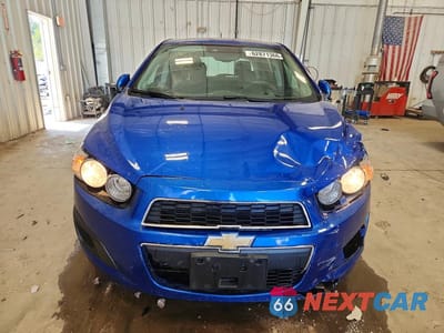 Piąte zdjęcie samochodu w środku: 2016 CHEVROLET SONIC LT VIN:1G1JC6SB7G4135386 - miniatura