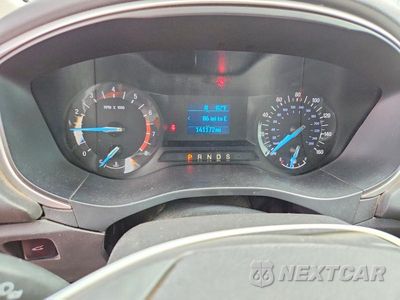 Zdjęcie 9 z 12 samochodu: 2015 FORD FUSION S VIN:3FA6P0G73FR205562 - miniatura