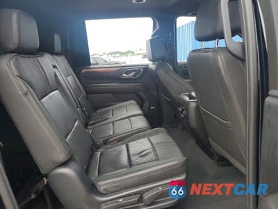 Zdjęcie 11 z 13 samochodu: 2023 CHEVROLET SUBURBAN C1500 RST VIN:1GNSCEKD0PR439404 - miniatura
