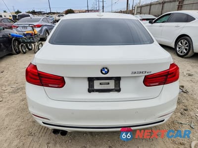 Zdjęcie 6 z 12 samochodu: 2017 BMW 330E VIN:WBA8E1C53HK480002 - miniatura