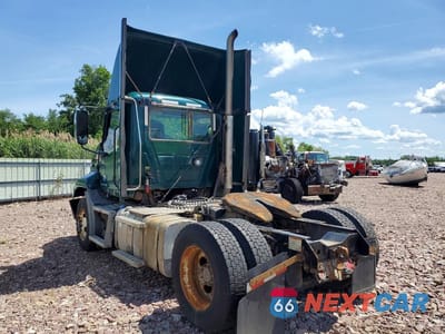 Drugie zdjęcie samochodu z przodu: 2017 MACK CXU612 SEMI TRUCK VIN:1M1AW01X3HM009455 - miniatura