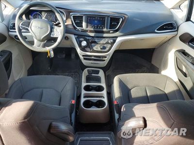 Zdjęcie 8 z 13 samochodu: 2018 CHRYSLER PACIFICA L VIN:2C4RC1AG8JR355876 - miniatura