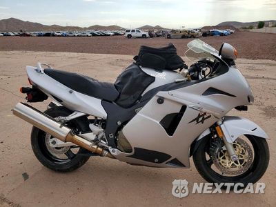 2002 HONDA CBR1100 XX JH2SC35172M500209 - główne zdjęcie licytacji z USA - miniatura