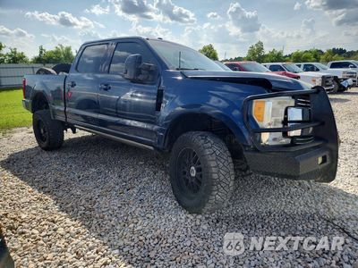 Czwarte zdjęcie samochodu z boku: 2017 FORD F250 SUPER DUTY VIN:1FT7W2BT6HEC52981 - miniatura