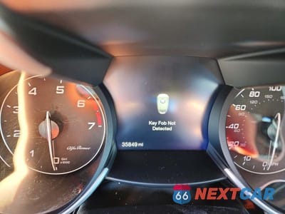 Zdjęcie 9 z 13 samochodu: 2022 ALFA ROMEO GIULIA SUPER VIN:ZARFANBN3N7665573 - miniatura